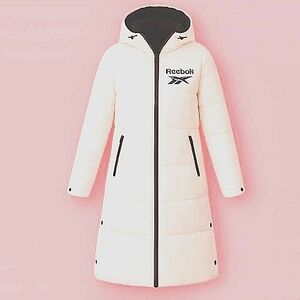 Reebok Women's Long White Puffer Jacket + Faux Fur Hood. Size M. Like New!